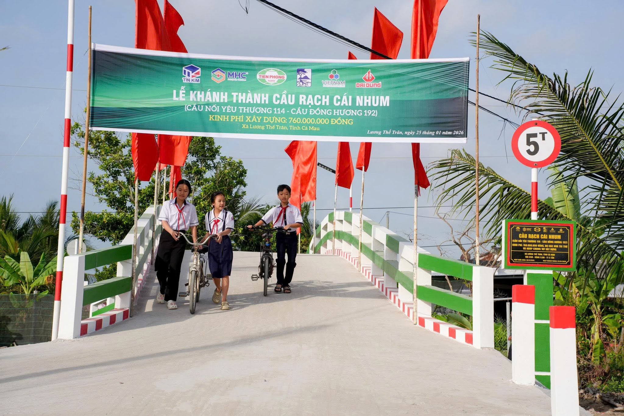KHÁNH THÀNH CNYT SỐ 114 - CẦU RẠCH CÁI NHUM, CÀ MAU