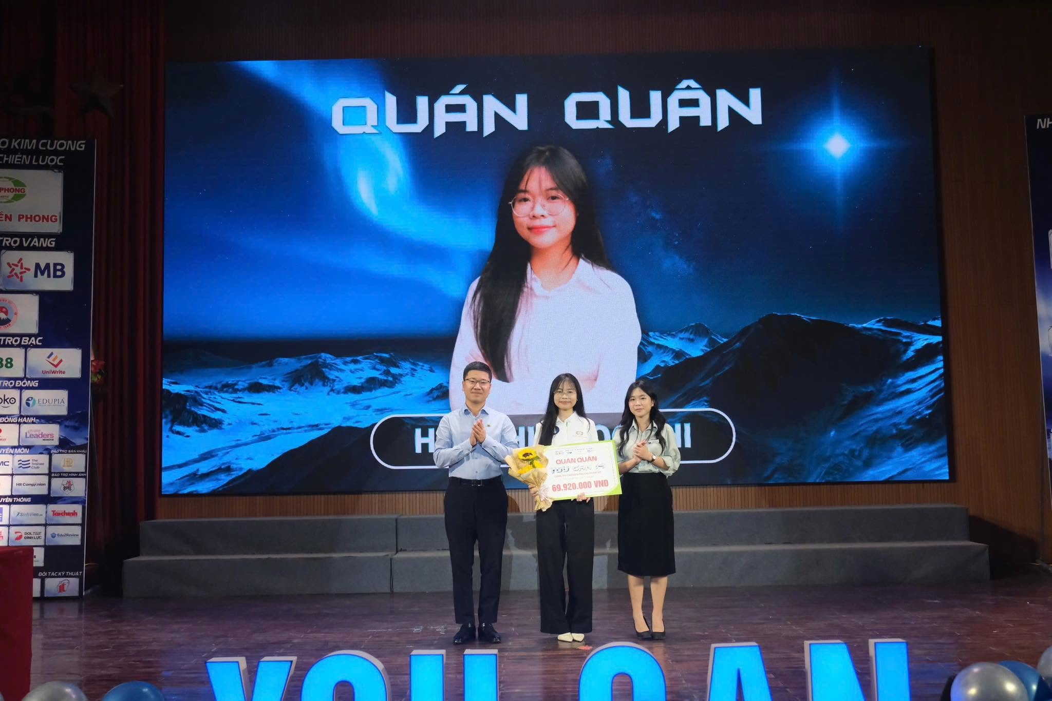 NHỰA TIỀN PHONG ĐỒNG HÀNH CÙNG CÁC BẠN SINH VIÊN TRẺ