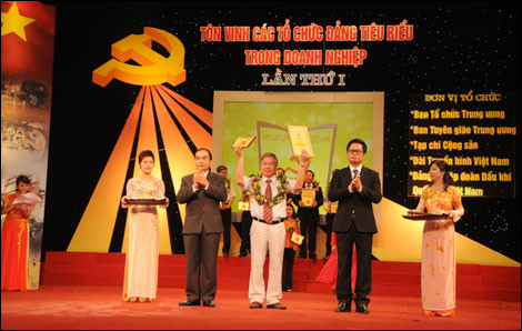 Đảng bộ Cty CP nhựa Thiếu niên Tiền Phong: Xây dựng lực lượng kế thừa "Vừa hồng vừa chuyên"