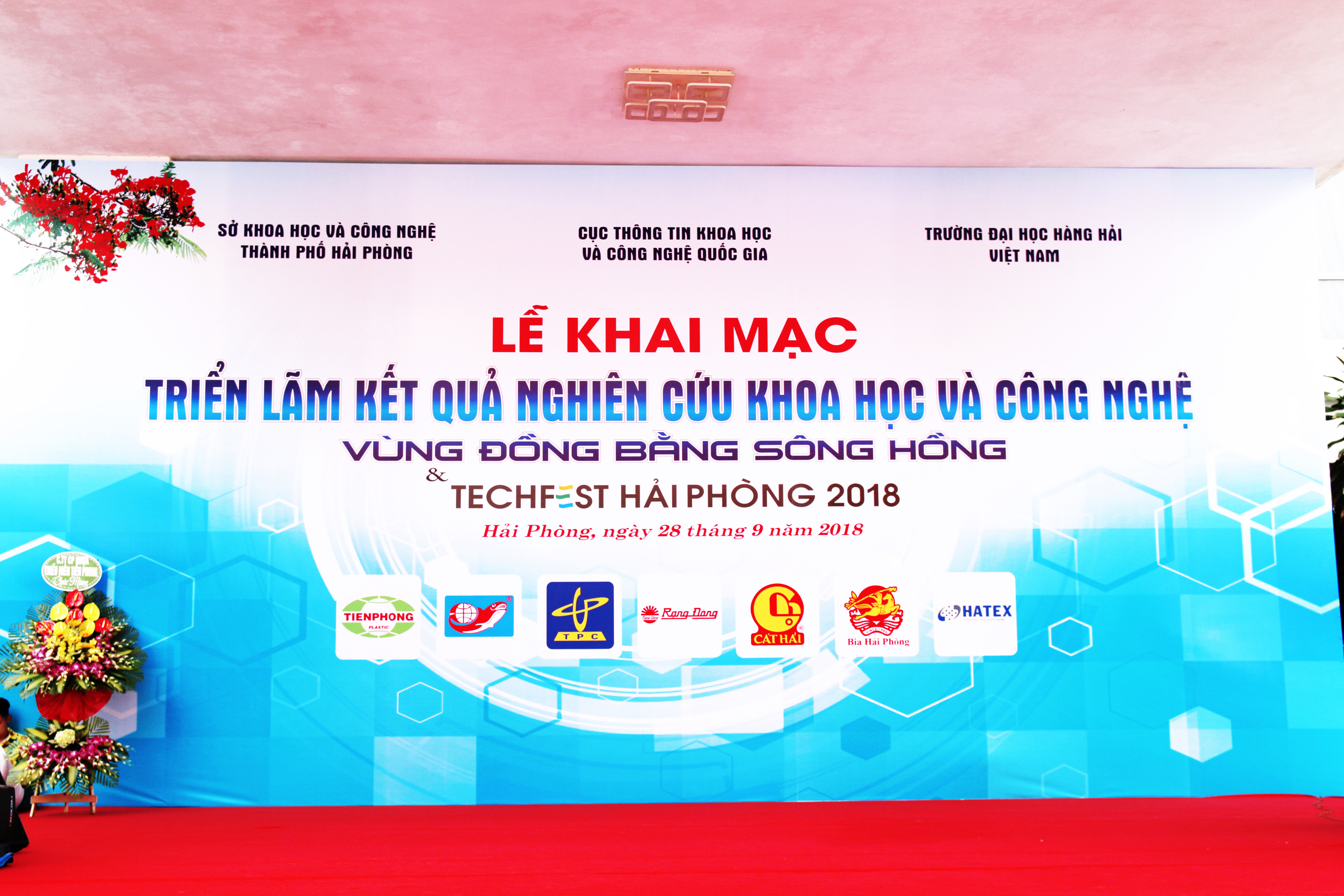 Nhựa Tiền Phong tham dự Triển lãm Kết quả nghiên cứu KH&CN vùng đồng bằng sông Hồng